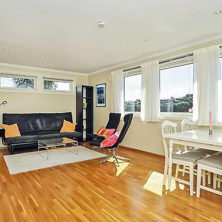 Cozy Apartment In Straumsgrend With Kitchen Bergen Eksteriør bilde